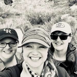 Meet your Posher, Joni